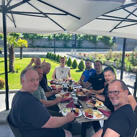 Hotel Braxton Shupenze Bagian luar foto