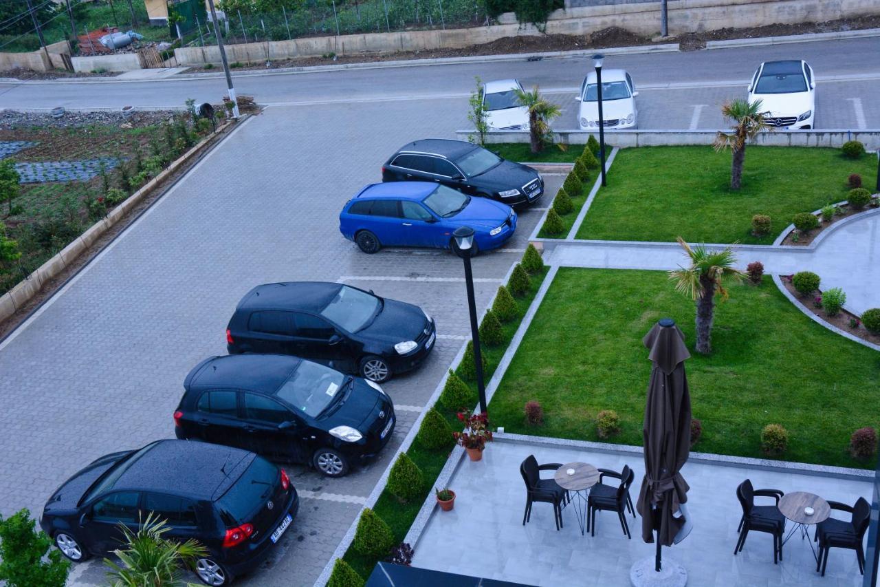 Hotel Braxton Shupenze Bagian luar foto